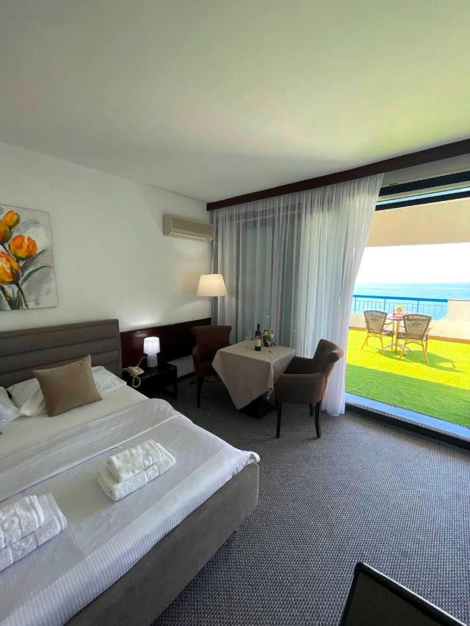 Corpus A - Hotel Albatros Ulcinj Esterno foto