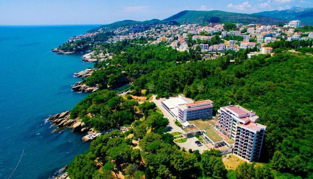 Corpus A - Hotel Albatros Ulcinj Esterno foto