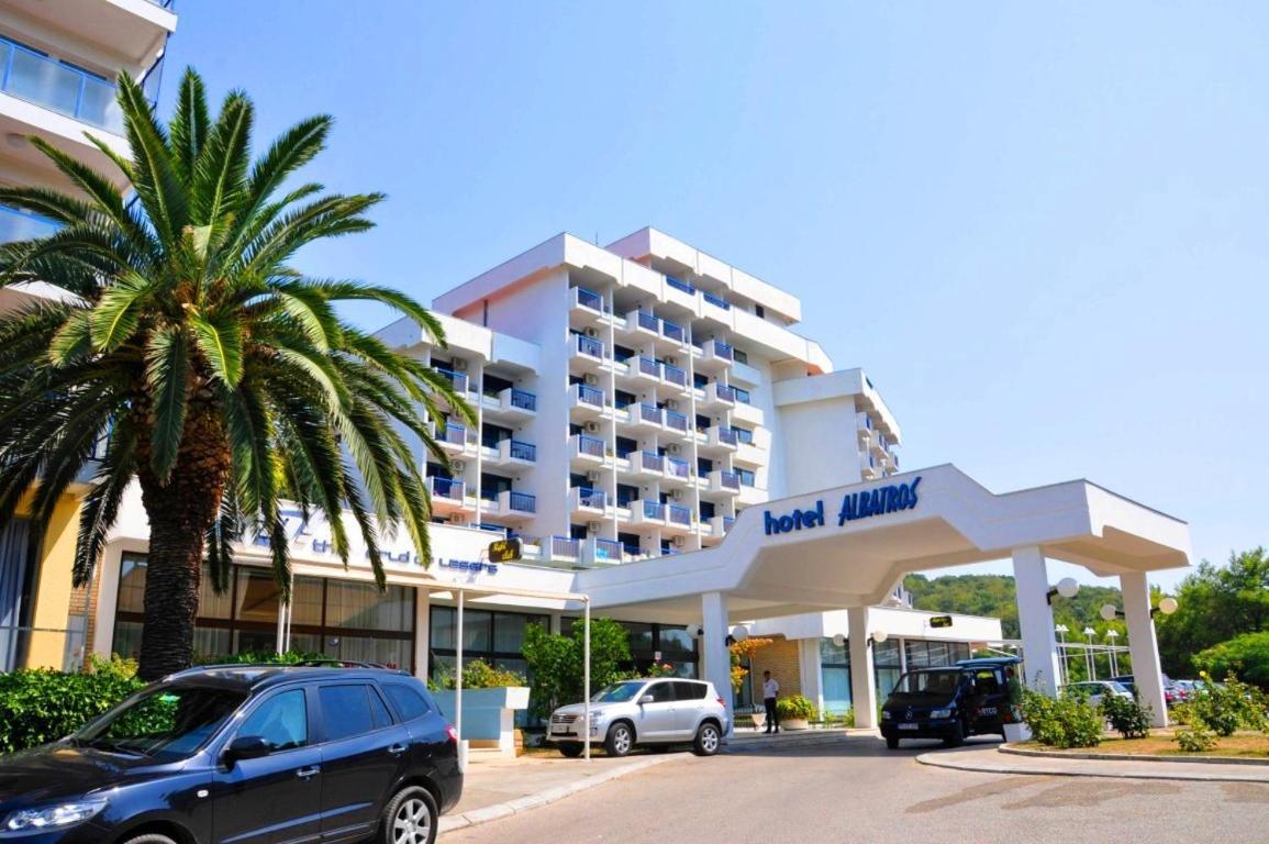 Corpus A - Hotel Albatros Ulcinj Esterno foto