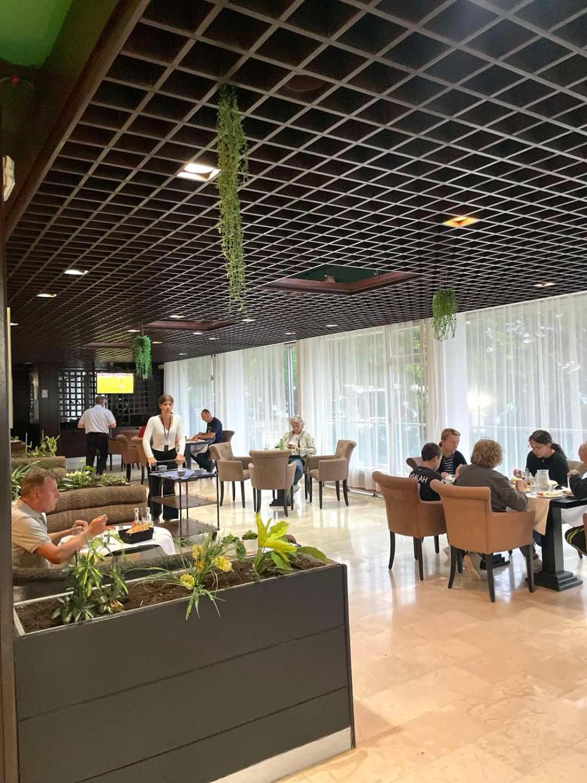 Corpus A - Hotel Albatros Ulcinj Esterno foto