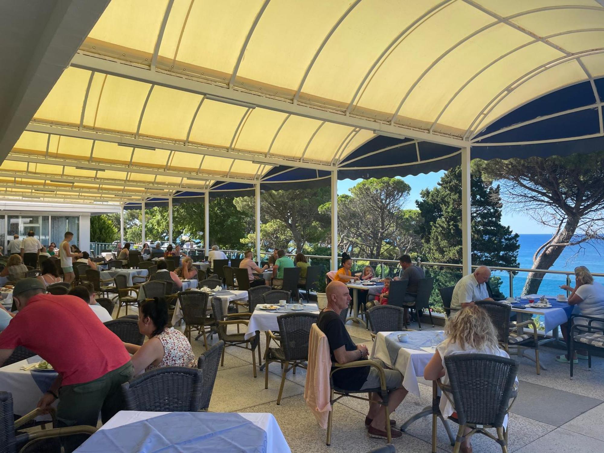 Corpus A - Hotel Albatros Ulcinj Esterno foto